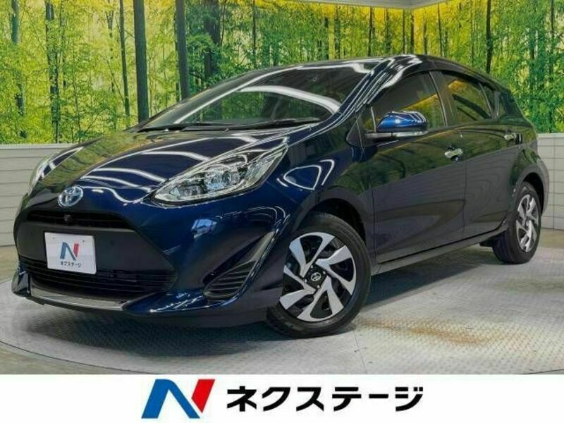 TOYOTA　AQUA