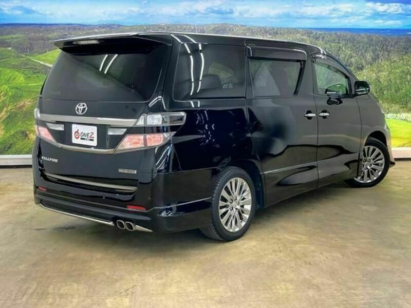 VELLFIRE-17