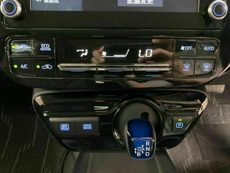 PRIUS-22