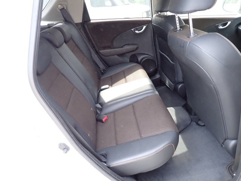 FIT SHUTTLE