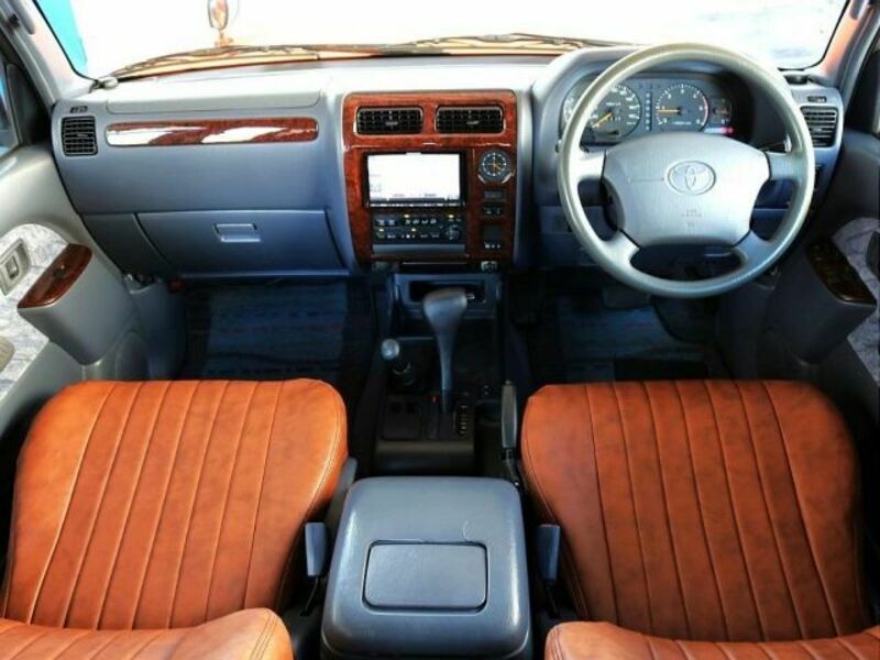LAND CRUISER PRADO-1
