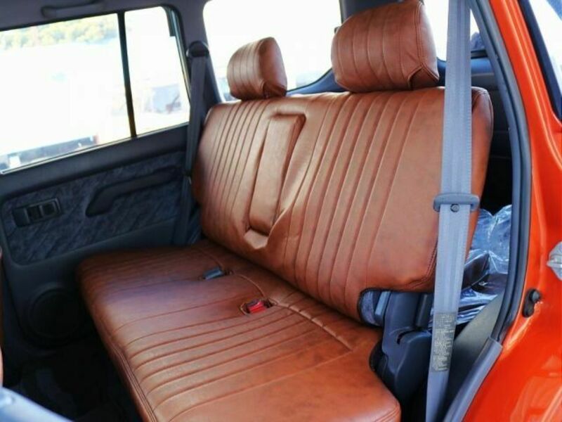 LAND CRUISER PRADO-11
