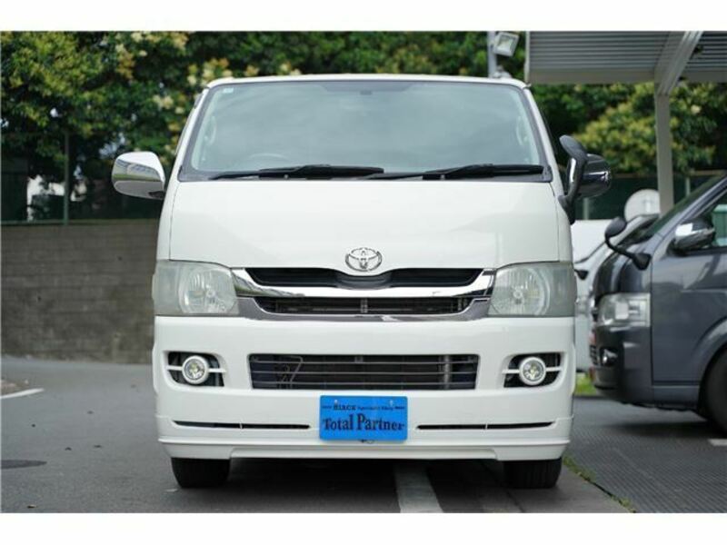 HIACE VAN-1