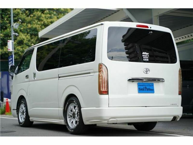 HIACE VAN-18