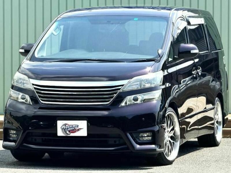 TOYOTA　VELLFIRE