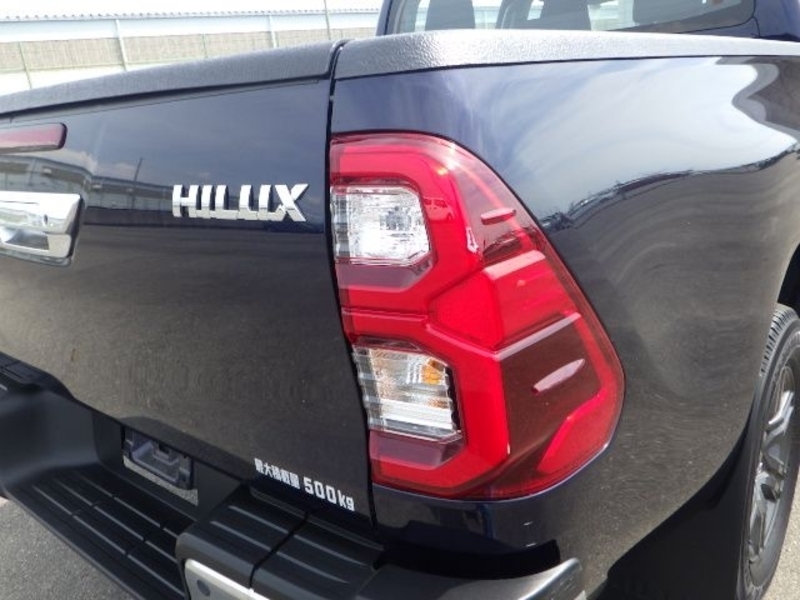 HILUX-46