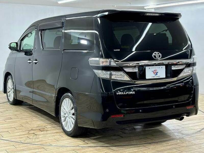 VELLFIRE-16