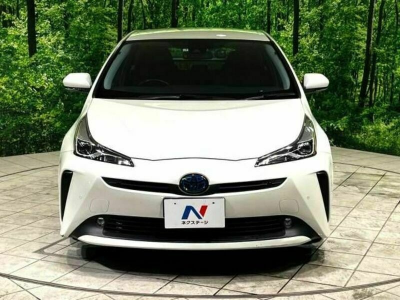 PRIUS-16