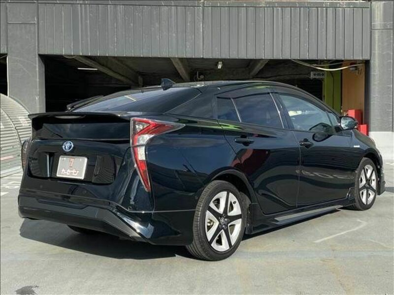 PRIUS-3