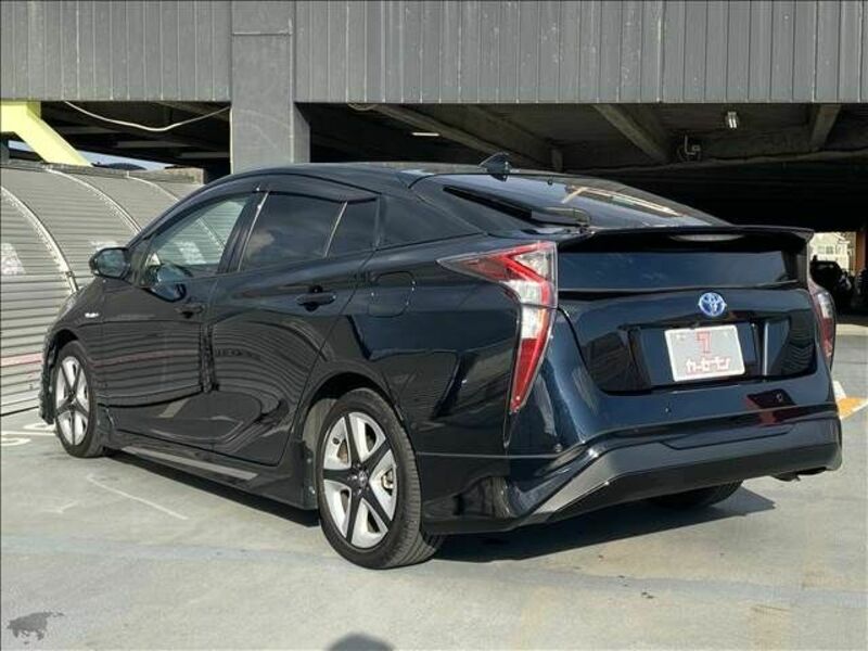 PRIUS-23