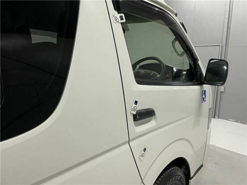 HIACE VAN-46