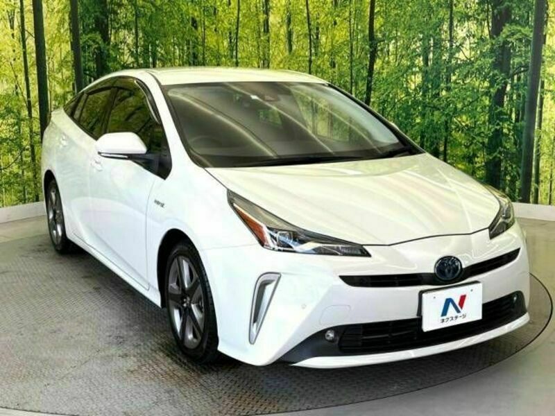 PRIUS-16