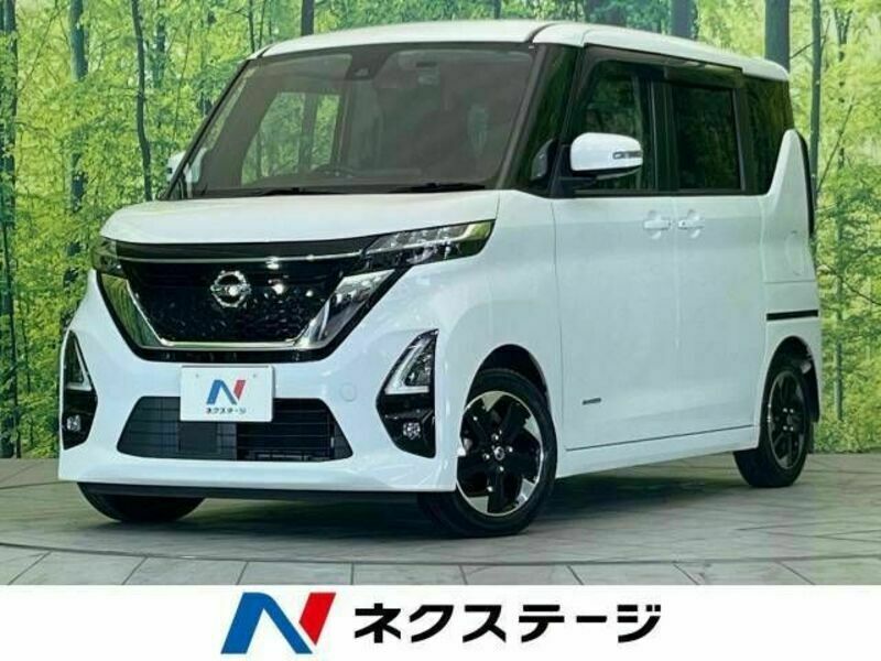 NISSAN　ROOX