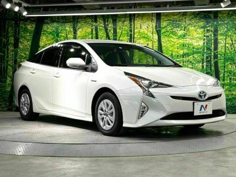 PRIUS-16