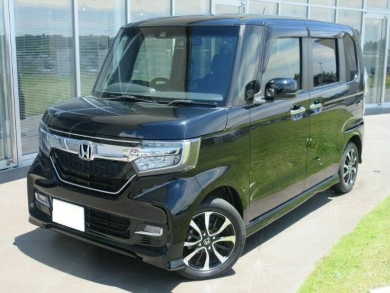 HONDA　N BOX CUSTOM