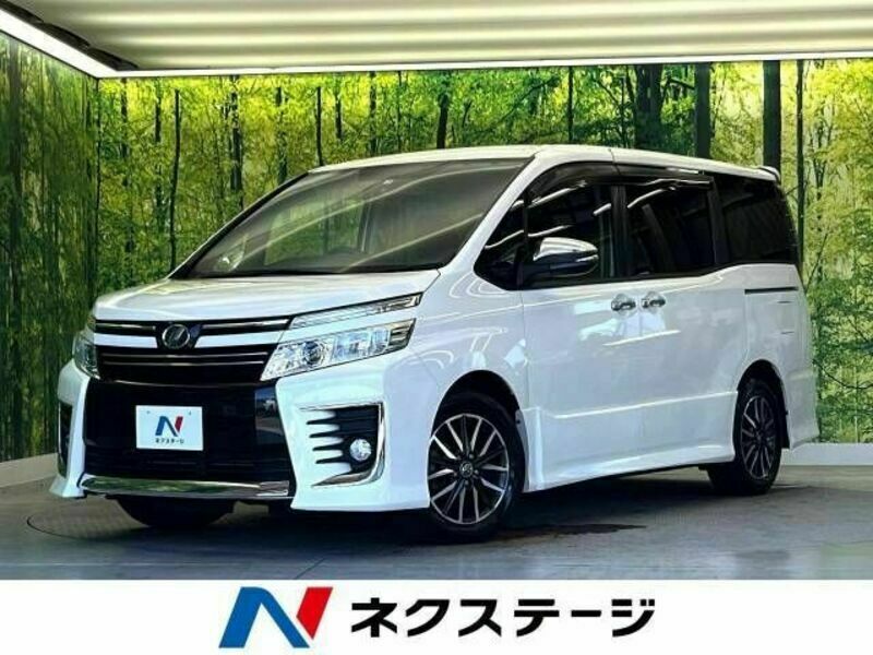 TOYOTA　VOXY