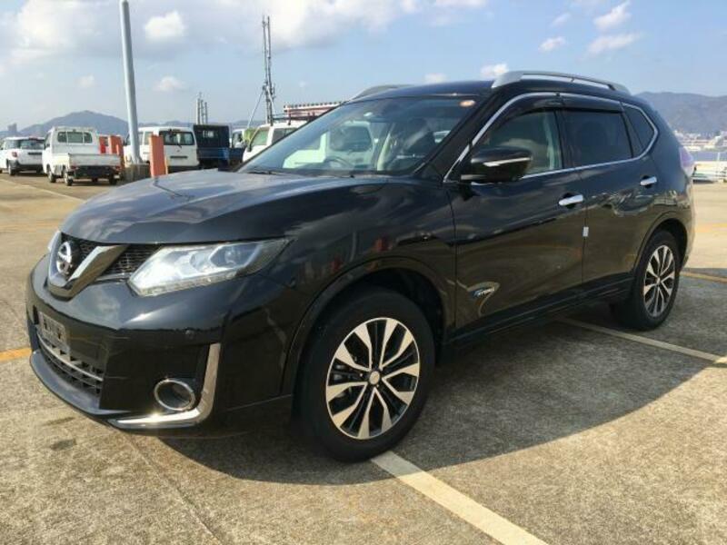 X-TRAIL
