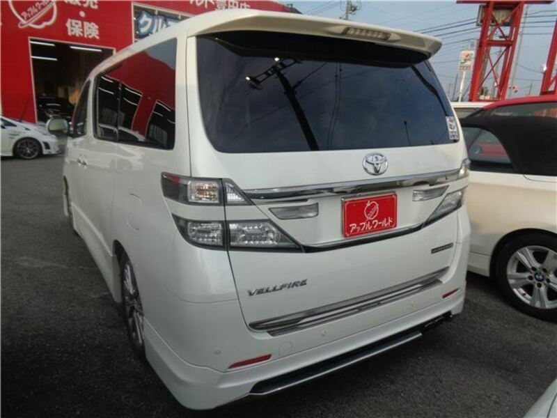 VELLFIRE-8