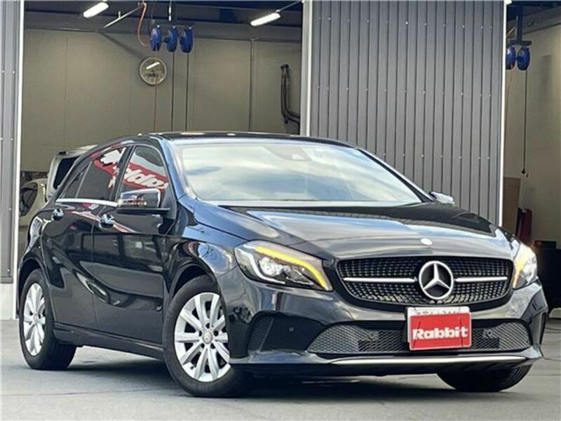 MERCEDES-BENZ　A-CLASS