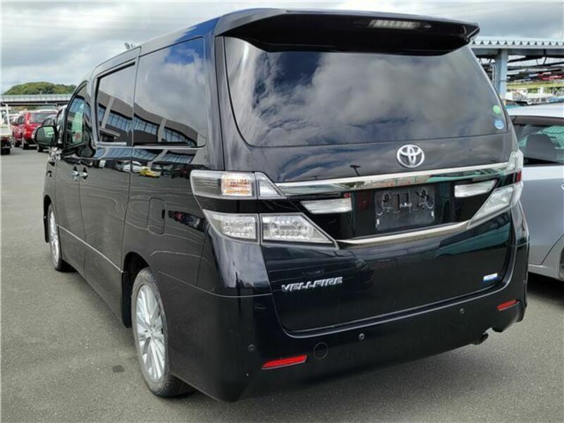 VELLFIRE-1