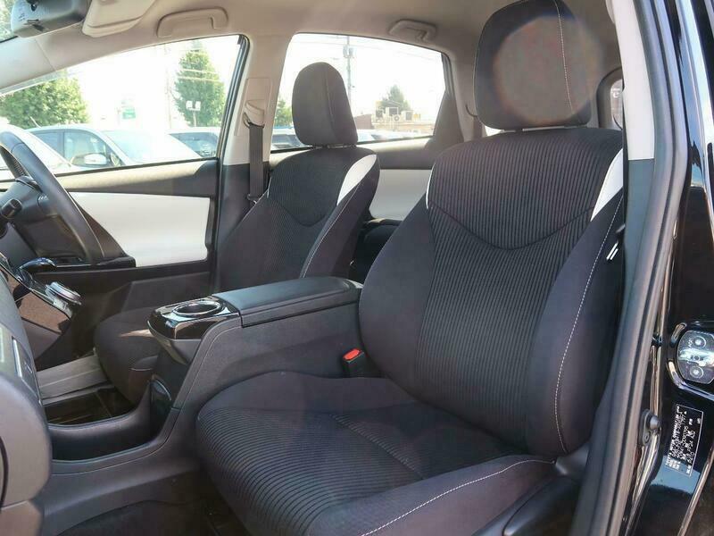 PRIUS ALPHA