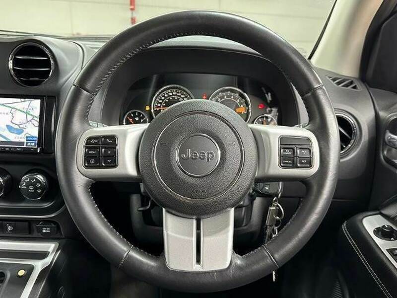 JEEP COMPASS-12