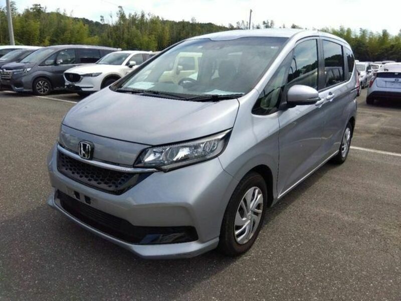 HONDA　FREED