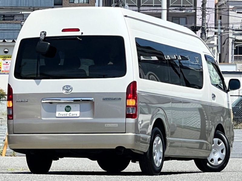 HIACE-1