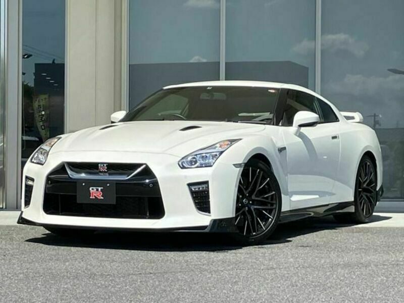 NISSAN　GT-R