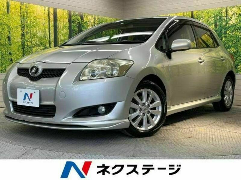 TOYOTA　AURIS