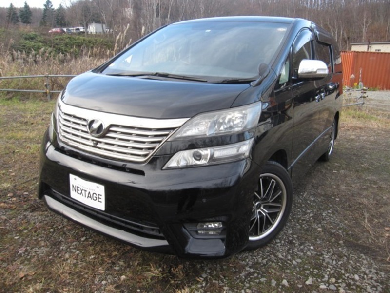 TOYOTA　VELLFIRE