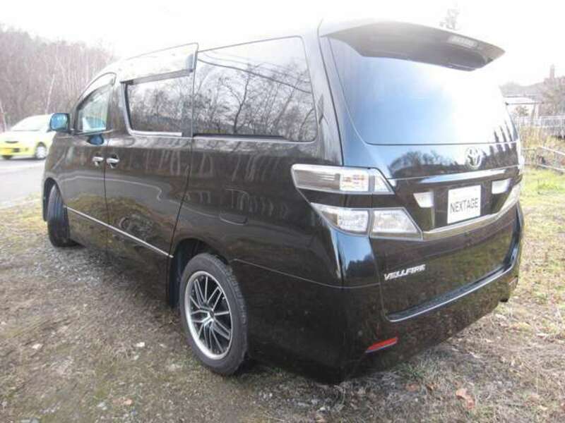 VELLFIRE-6