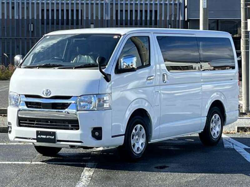 HIACE VAN-9