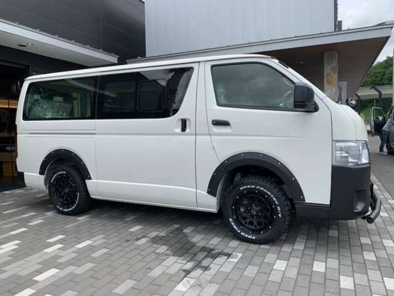 HIACE VAN-12