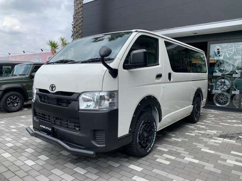 HIACE VAN-14