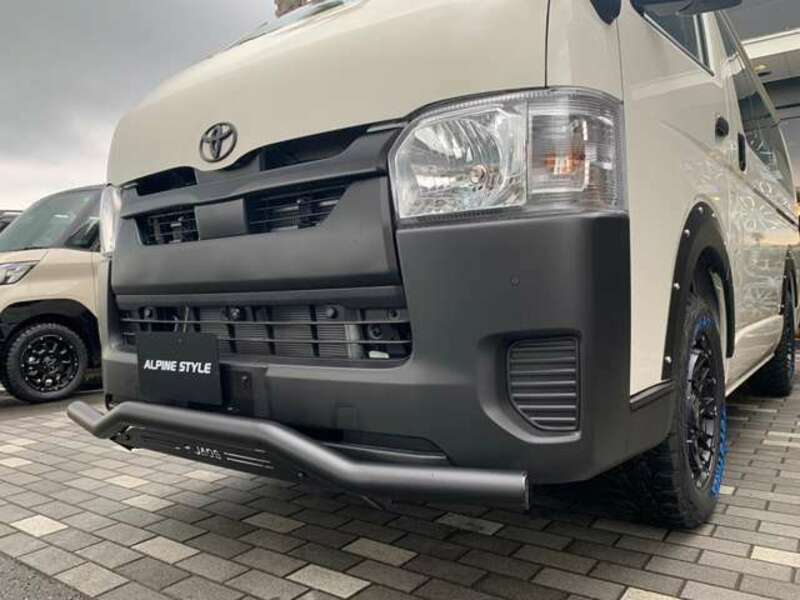 HIACE VAN-4