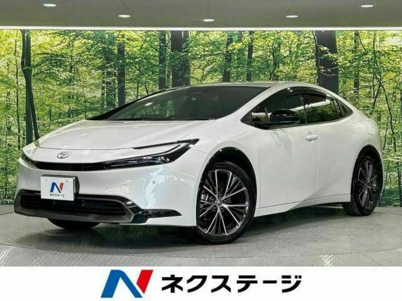 TOYOTA　PRIUS