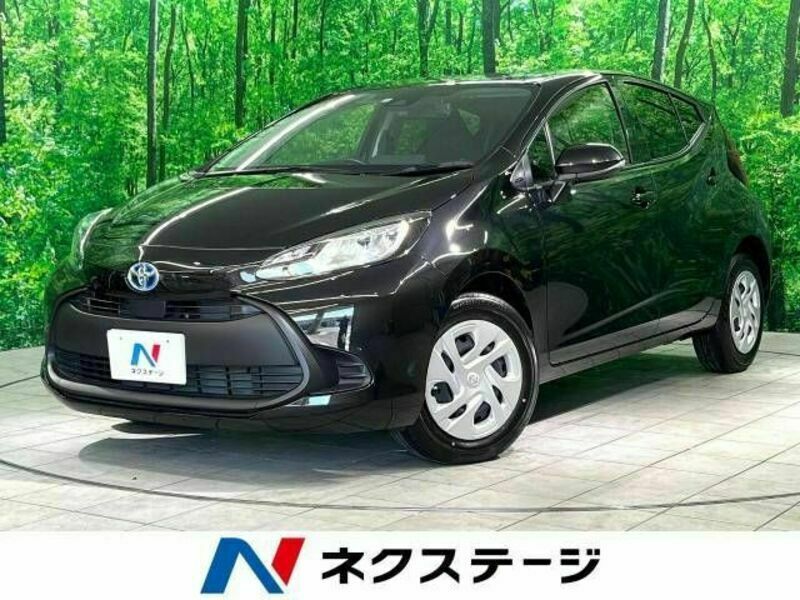 TOYOTA　AQUA