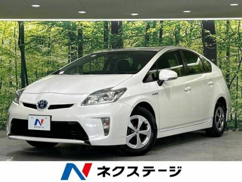 TOYOTA　PRIUS