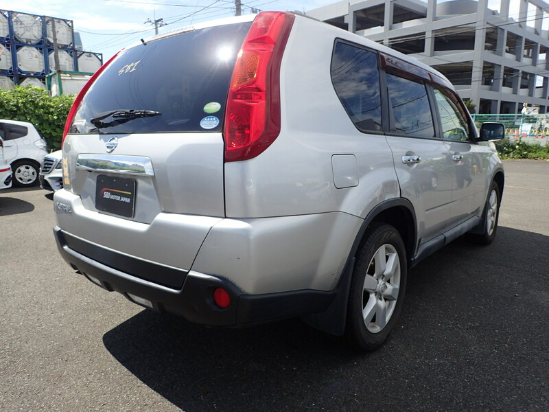 X-TRAIL-1