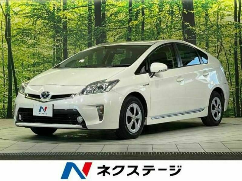 TOYOTA　PRIUS