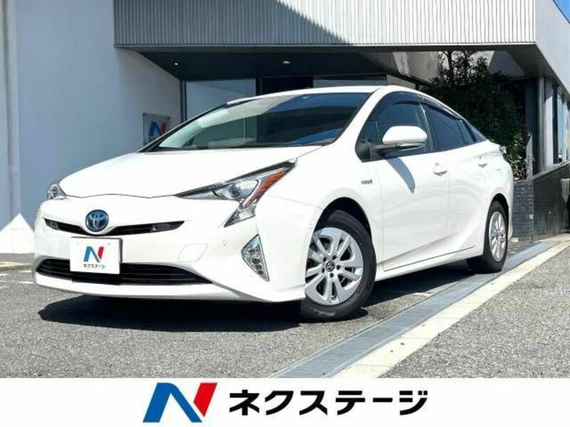 TOYOTA　PRIUS