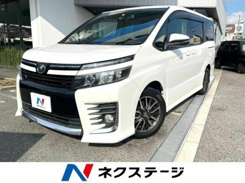 TOYOTA　VOXY