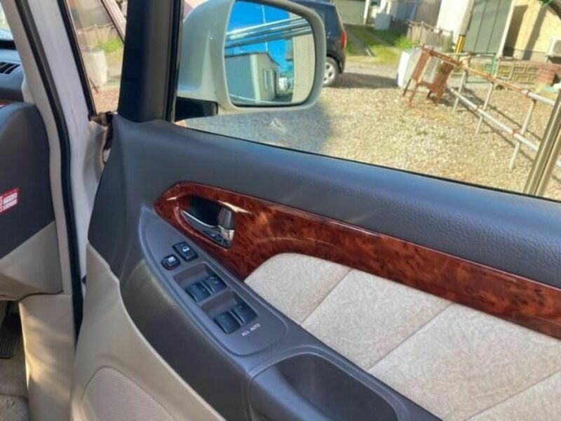ALPHARD-8