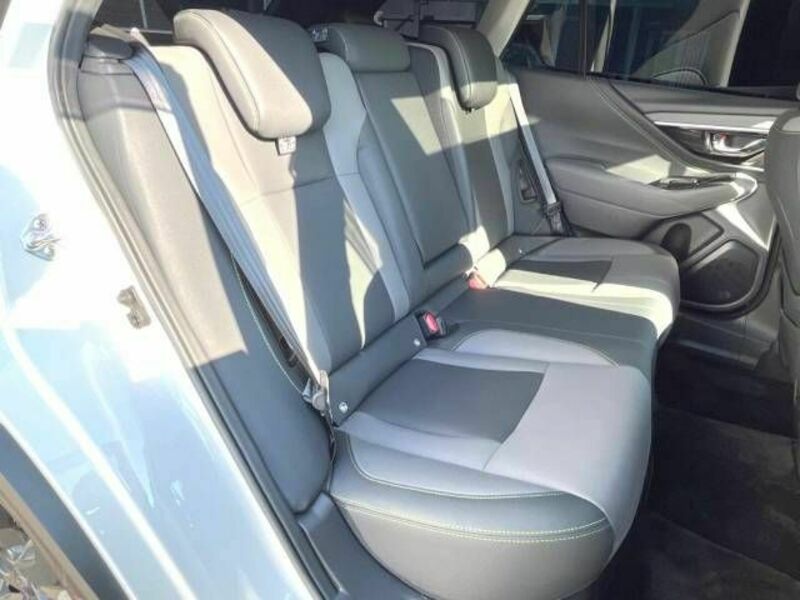 LEGACY OUTBACK-10