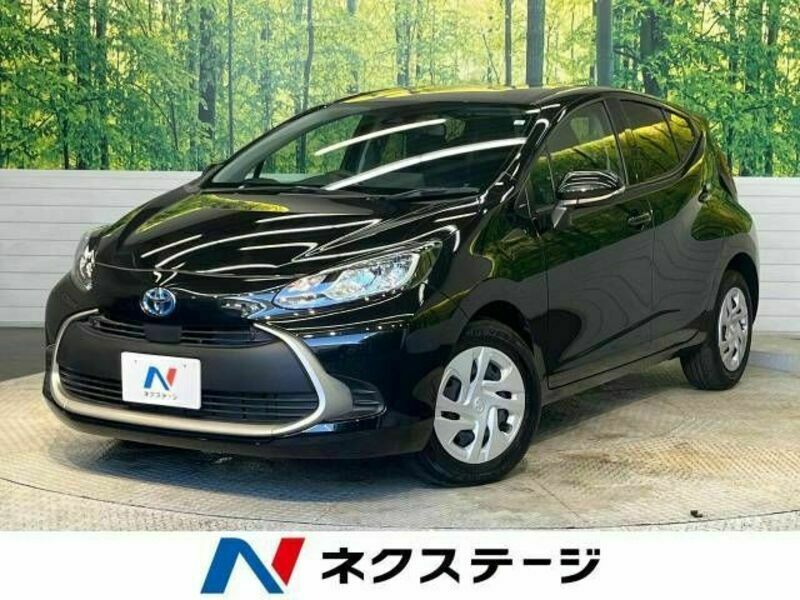 TOYOTA　AQUA