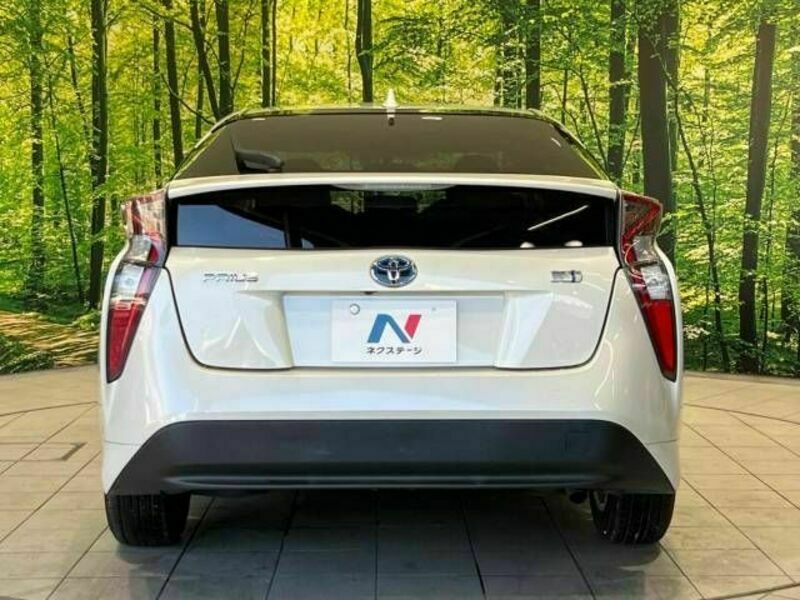 PRIUS-15