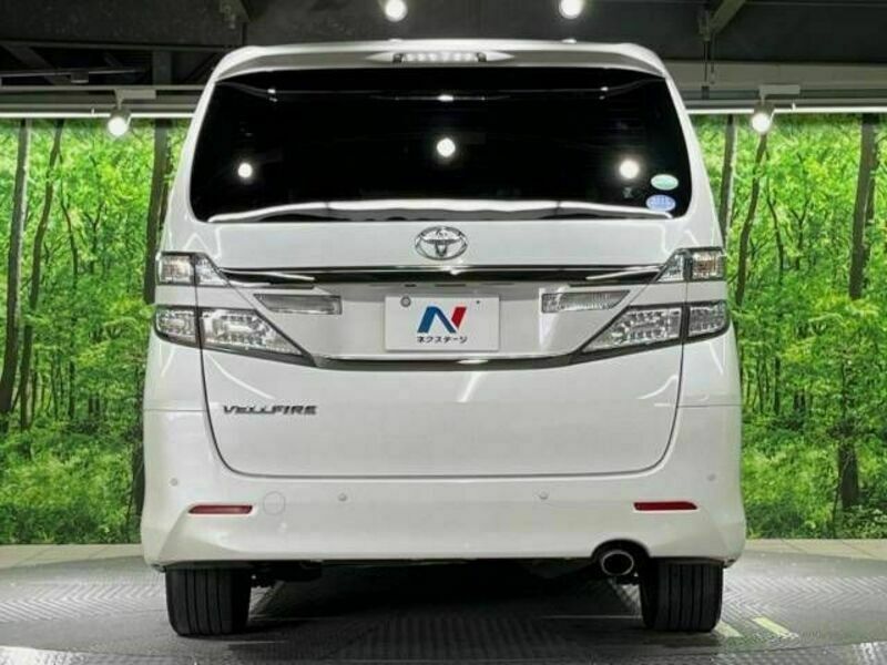 VELLFIRE-16