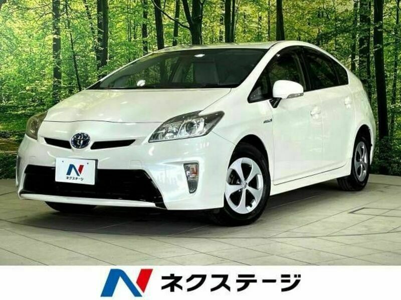 TOYOTA　PRIUS