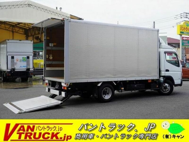 MITSUBISHI　CANTER